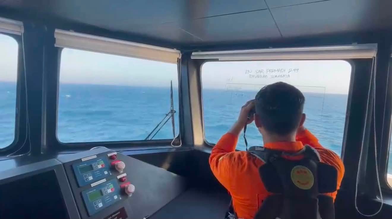 BASARNAS Surabaya Kerahkan Tim Cari ABK Tug Boat MT20 1301 di Perairan Bawean